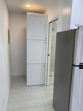 2015 9th St, Unit Unit C in Sacramento, CA - Building Photo - Building Photo