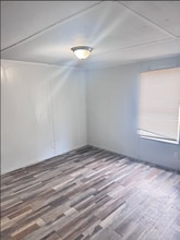 19 Kinnett Dr in Phenix City, AL - Building Photo - Building Photo