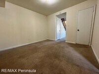 411 Savage Dr photo'