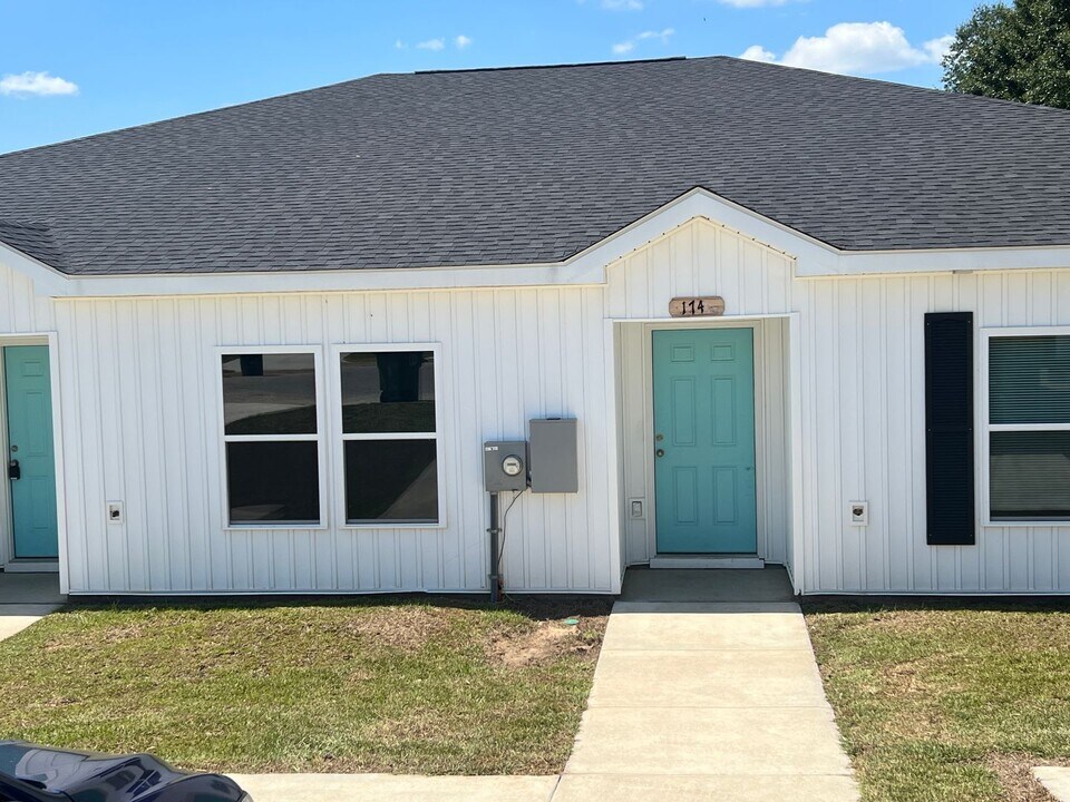 174 S Spring View Dr in Enterprise, AL - Building Photo