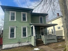 5 Sheridan St in Auburn, NY - Building Photo