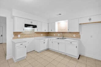 2828 Cottonwood Ln, Unit 2828 in Balch Springs, TX - Building Photo - Building Photo