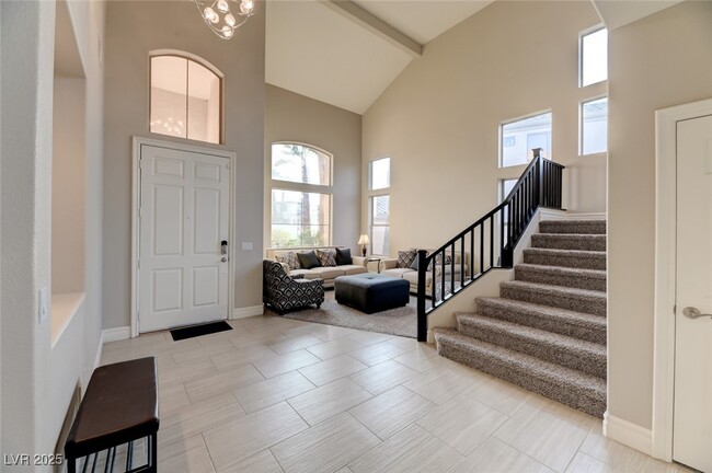 5 Chateau Whistler Ct in Las Vegas, NV - Building Photo - Building Photo