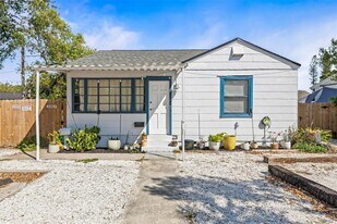 2867 12th Ave N in St. Petersburg, FL - Building Photo