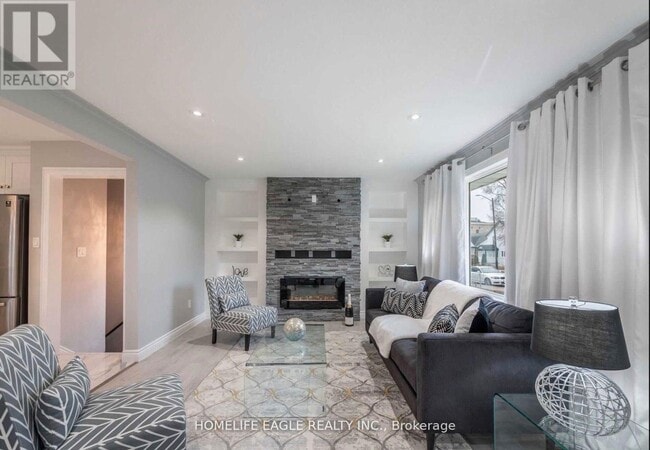 property at 79 Simcoe Rd