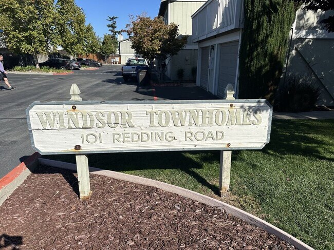 101 Redding Rd in Campbell, CA - Building Photo - Building Photo