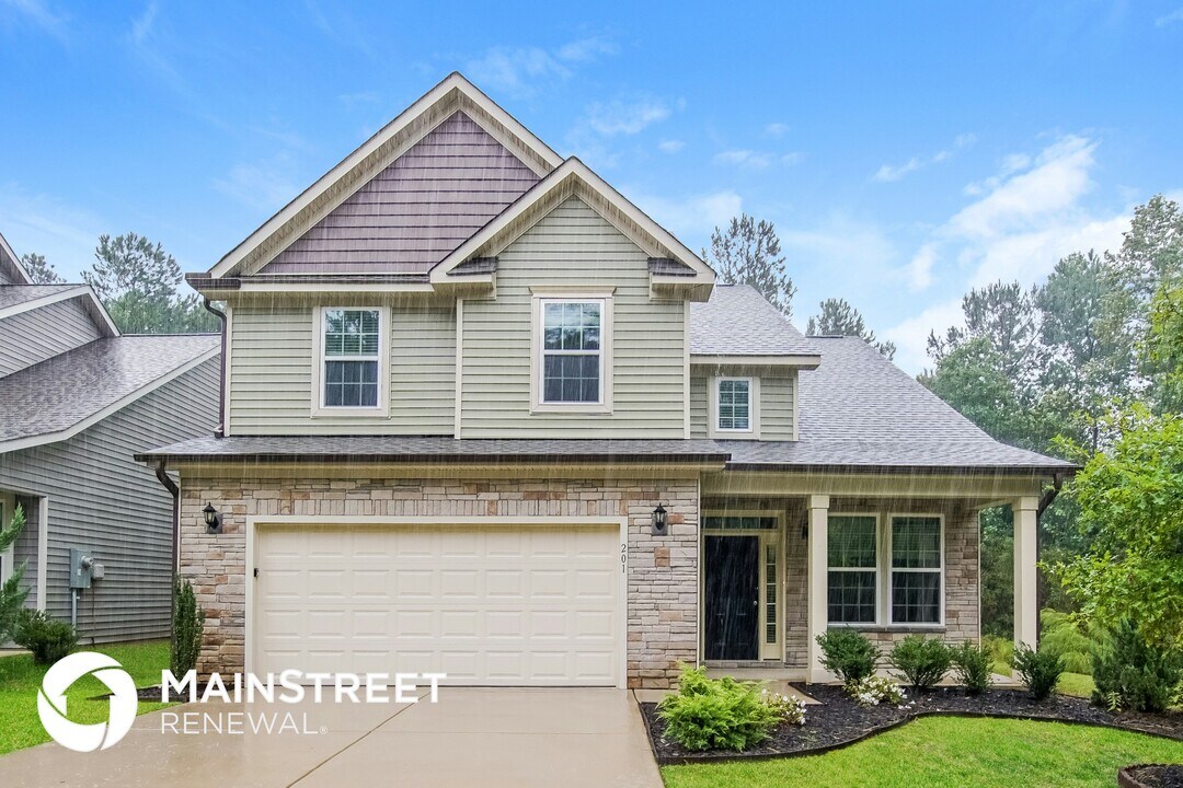 201 Sirius St in Garner, NC - Building Photo