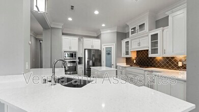 5803 SW Hyde Park in Bentonville, AR - Building Photo - Building Photo
