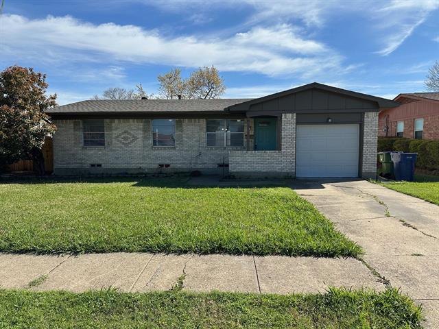 4614 Hanover Dr in Garland, TX - Building Photo