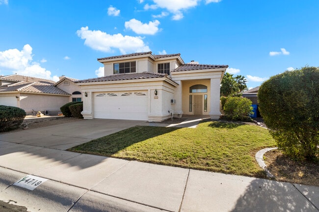 4719 E Goldfinch Gate Ln in Phoenix, AZ - Building Photo - Building Photo