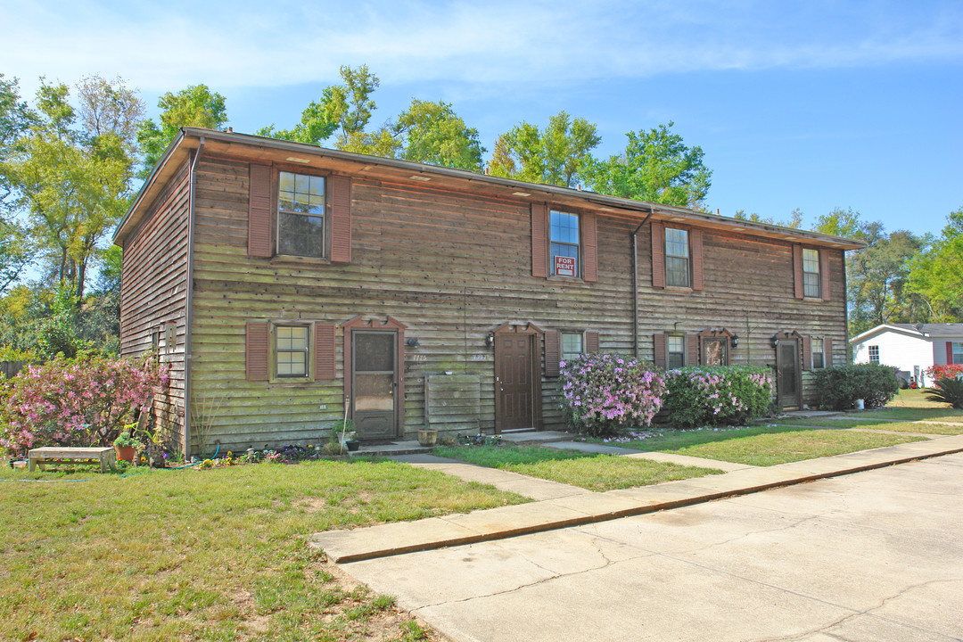 7775-7781 Kipling St in Pensacola, FL - Building Photo