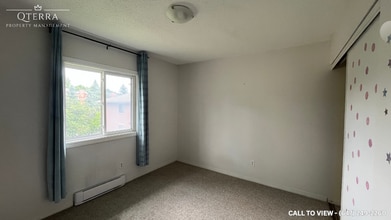 147 Edgehill Dr in Barrie, ON - Building Photo - Building Photo