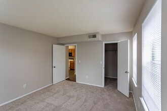 The Trails in Nashville, TN - Building Photo - Interior Photo