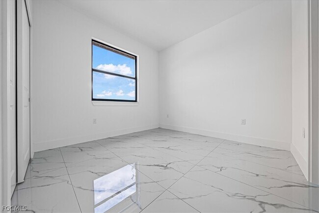 property at 3813 25th St SW