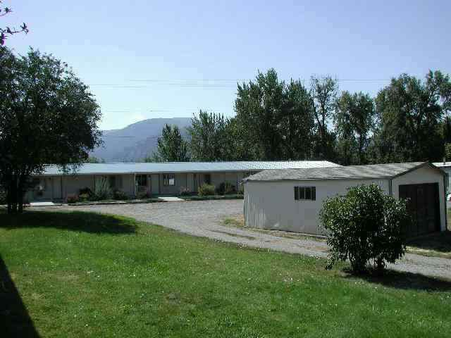 401 Railroad St in Plains, MT - Building Photo - Building Photo