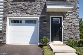 829 Pecan Rd in Spring City, PA - Building Photo - Building Photo