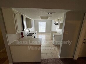 1922 Bunzel St in Houston, TX - Building Photo - Building Photo