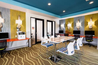 The Reef in Ft. Myers, FL - Building Photo - Building Photo