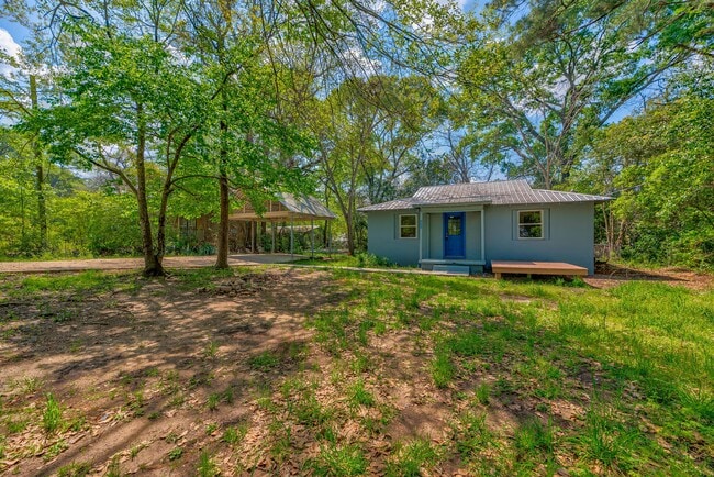 property at 885 Caldwell St