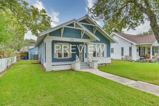 property at 221 11th Ave N