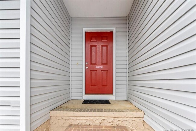 7009 Pantego Dr in Fayetteville, NC - Building Photo - Building Photo