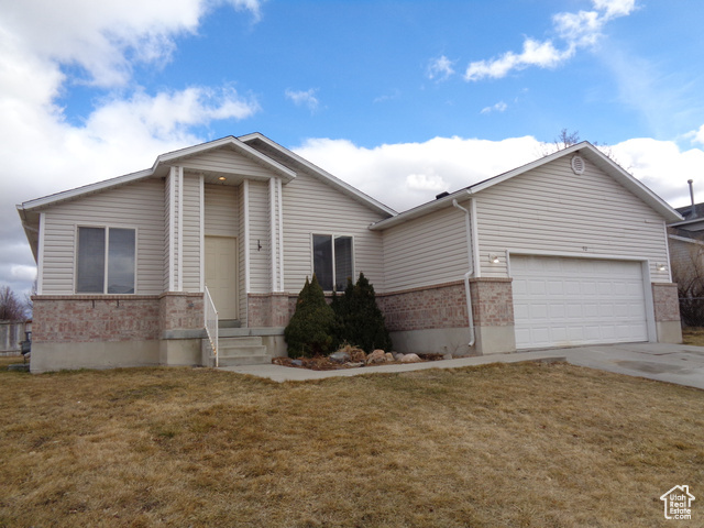 92 ASPEN W Way in Grantsville, UT - Building Photo