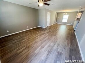 6747 Sabinal in San Antonio, TX - Building Photo - Building Photo