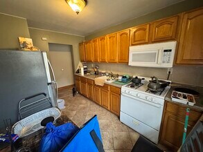 157-159-159 W 48th St in Bayonne, NJ - Building Photo - Building Photo