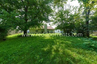 7610 Chris Anne Dr in Indianapolis, IN - Building Photo - Building Photo