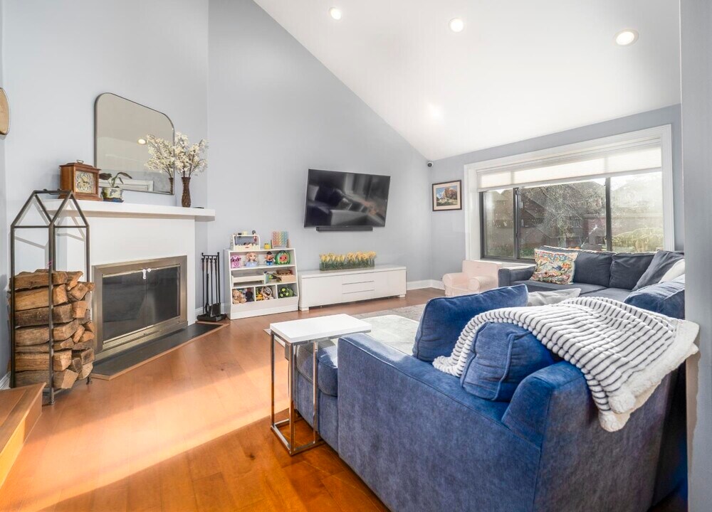 183 Sandcastle Key in Secaucus, NJ - Building Photo