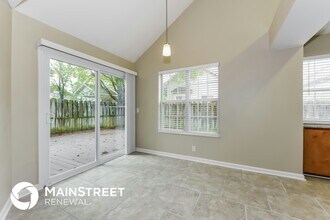 2013 Valley Dr in Goodlettsville, TN - Building Photo - Building Photo