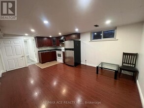 23 Ada Crescent in Toronto, ON - Building Photo - Building Photo