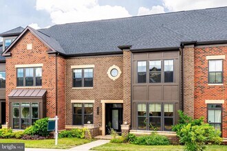 43373 Dewey Sq in Ashburn, VA - Building Photo - Building Photo