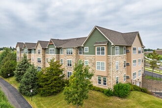 Crossroads Commons in Lakeville, MN - Building Photo - Building Photo