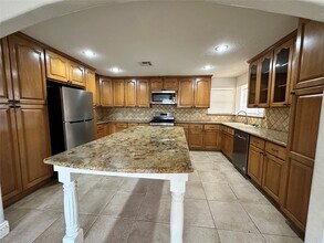 6905 Palestine St in Houston, TX - Building Photo - Building Photo