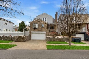 163 Glover Ave in Yonkers, NY - Building Photo