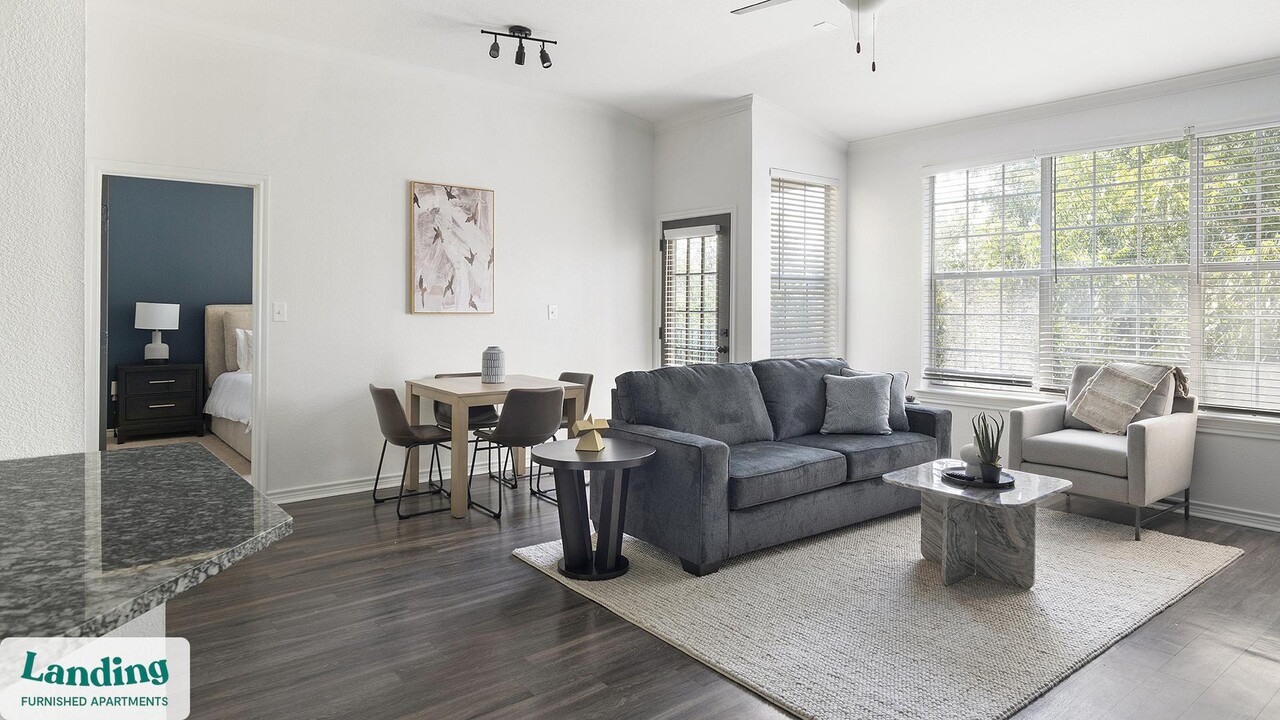 9601 Custer Rd in Plano, TX - Building Photo