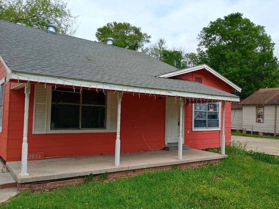 2835 Erie St in Baton Rouge, LA - Building Photo