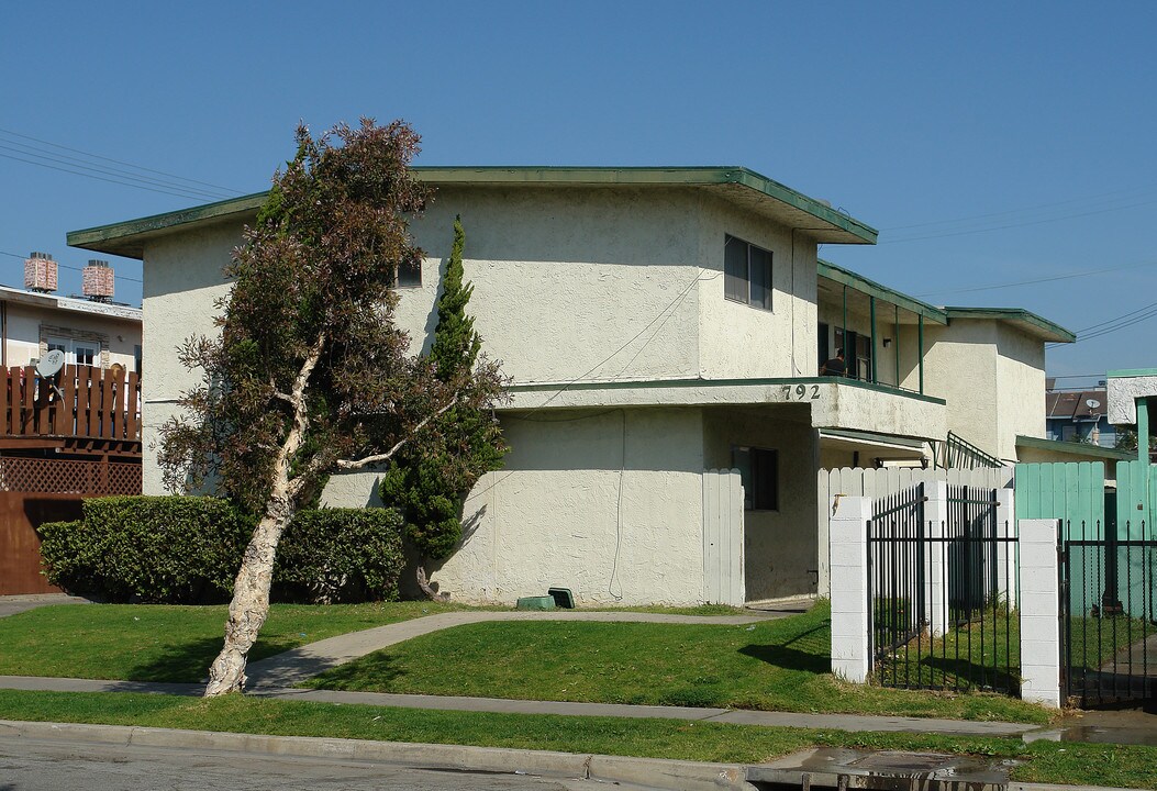 792 Shalimar St in Costa Mesa, CA - Building Photo