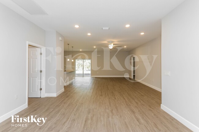 1539 Tharp Rd SE in Palm Bay, FL - Building Photo - Building Photo