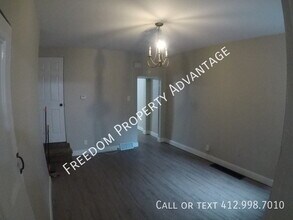 1014 Bingham St, Unit 1 in Pittsburgh, PA - Building Photo - Building Photo