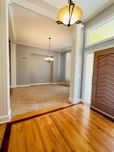 6411 Hillside St in Shawnee, KS - Building Photo - Building Photo