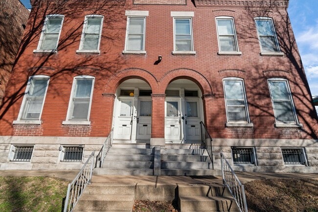 2913 Cherokee St in St. Louis, MO - Building Photo - Building Photo