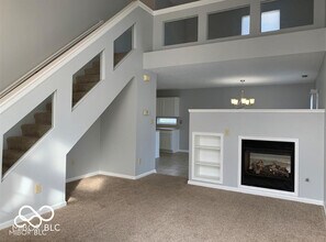 684 Mountain Pine Dr in Greenwood, IN - Building Photo - Building Photo