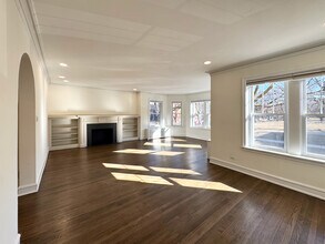 1406 W Thorndale Ave, Unit 1 in Chicago, IL - Building Photo - Building Photo