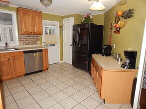 421 Hidden Cove Rd in North Fort Myers, FL - Building Photo - Building Photo