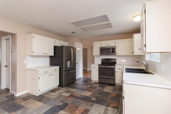 property at 5215 Heathervale Ct