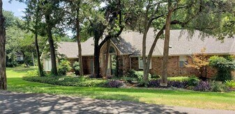 7451 Lake Ridge Rd in Flower Mound, TX - Building Photo
