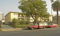 1650 S Gramercy Pl in Los Angeles, CA - Foto de edificio - Building Photo