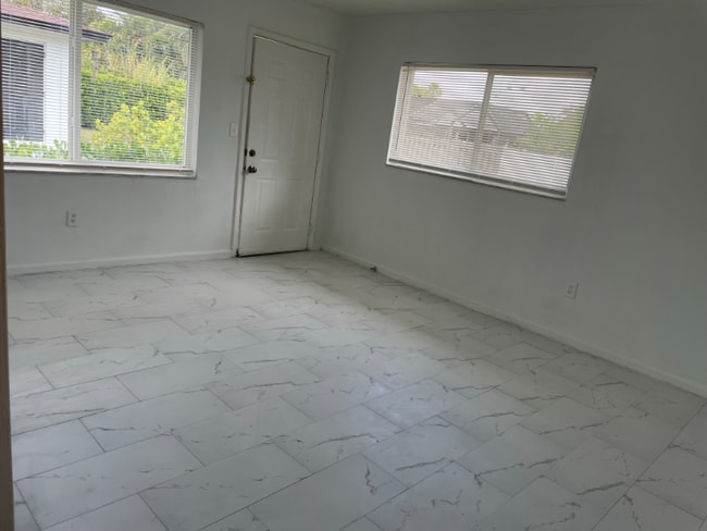 627 92nd Ave N in Naples, FL - Building Photo - Building Photo